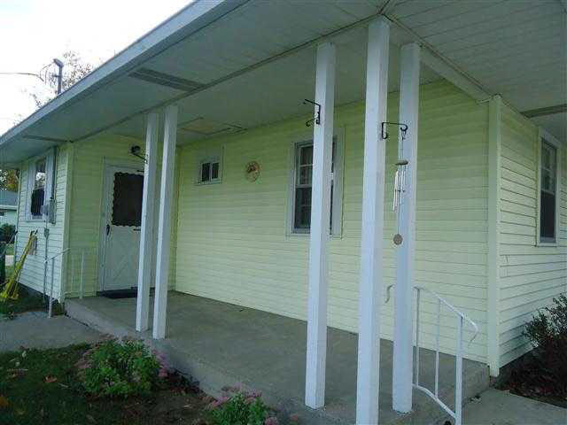 2642 Monger Ave, Elkhart, IN 46516 photo 12