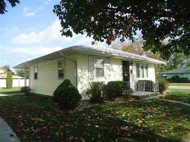 2642 Monger Ave, Elkhart, IN 46516 photo 1