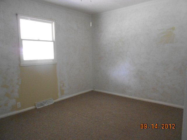 1656 Strong Ave, Elkhart, IN 46514 photo 5