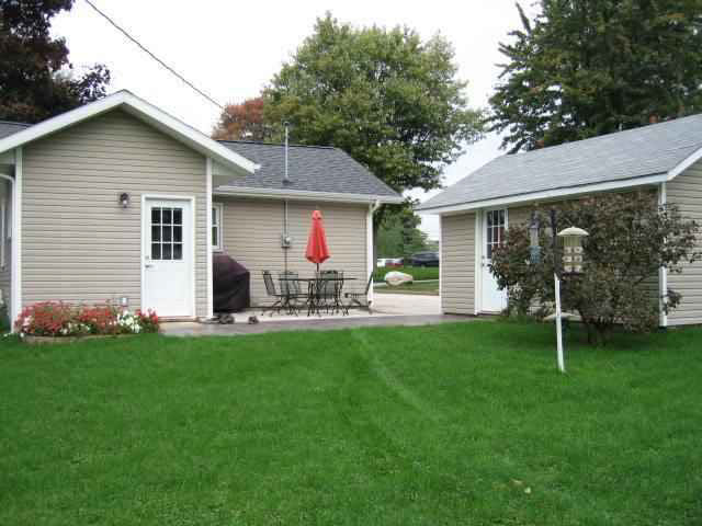 916 N 5th St, Goshen, IN 46528 photo 8