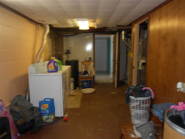 725 Hiawatha Dr, Elkhart, IN 46517 photo 14
