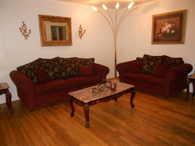 725 Hiawatha Dr, Elkhart, IN 46517 photo 3