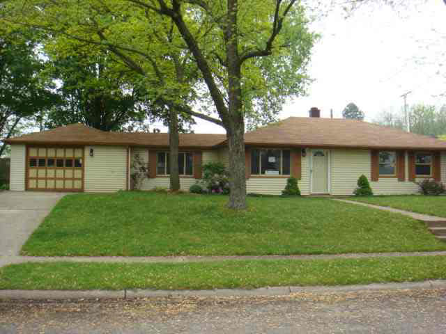612 Front, New Carlisle, IN 46552 photo 1