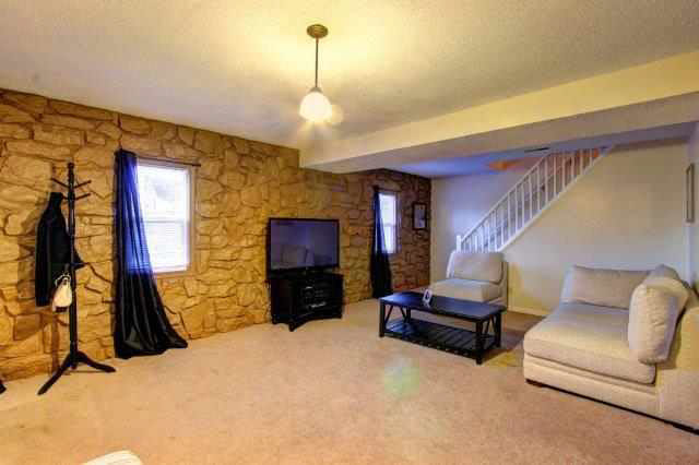 826 W Franklin St, Elkhart, IN 46516 photo 4