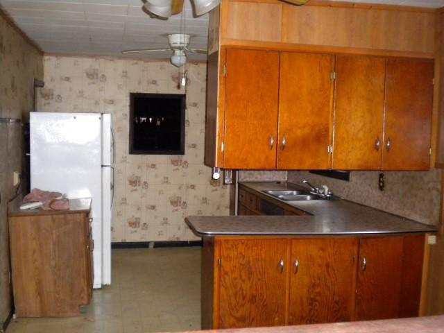 22763 Firwood Ln, Elkhart, IN 46514 photo 9