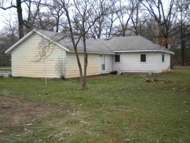 22763 Firwood Ln, Elkhart, IN 46514 photo 2