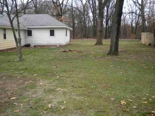 22763 Firwood Ln, Elkhart, IN 46514 photo 6