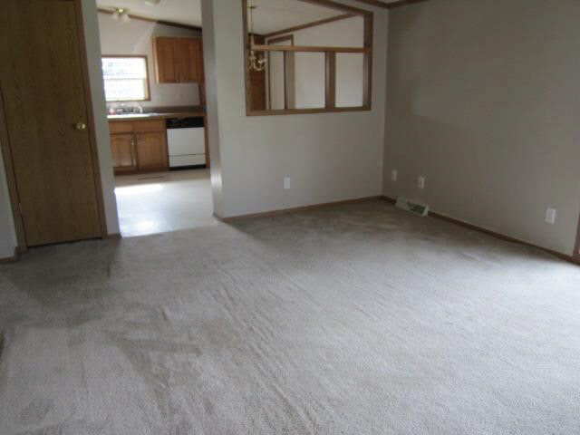 2118 Clarewood Ct, Elkhart, IN 46516 photo 2