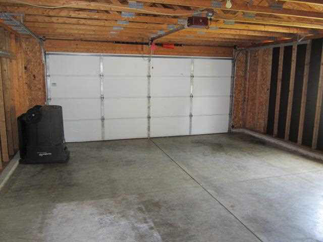 2118 Clarewood Ct, Elkhart, IN 46516 photo 4