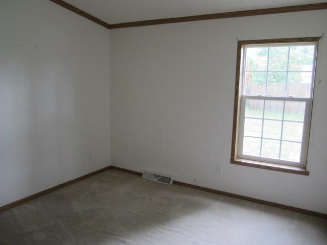 2118 Clarewood Ct, Elkhart, IN 46516 photo 7