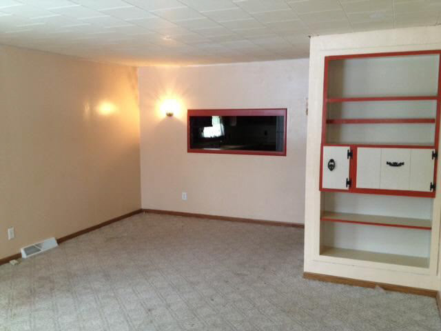 1230 Mcpherson St, Elkhart, IN 46514 photo 2