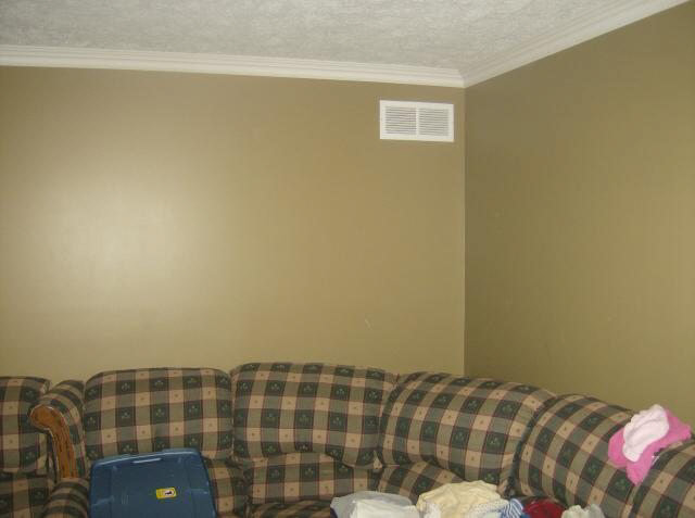 308 E Wabash Ave, Wakarusa, IN 46573 photo 5