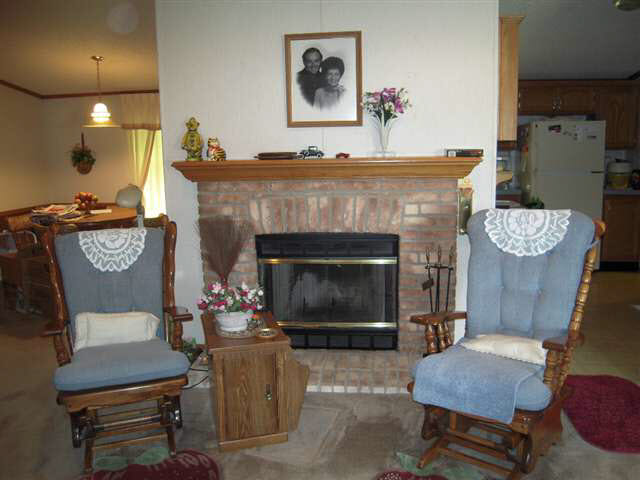 530 Kollar St, Elkhart, IN 46514 photo 5