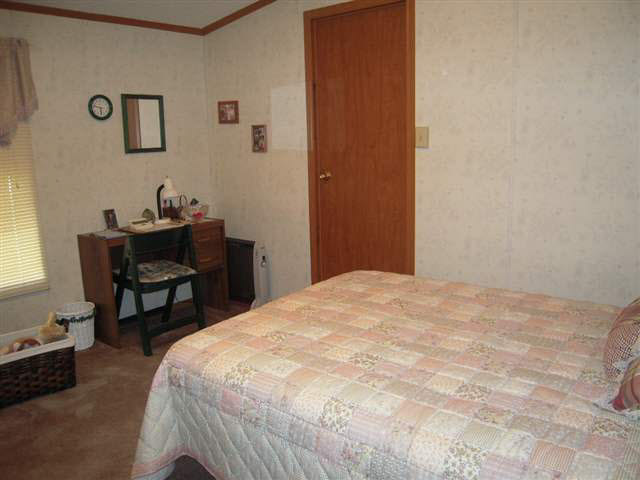 530 Kollar St, Elkhart, IN 46514 photo 11