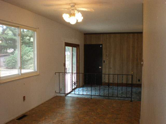 56699 Pinecrest Dr, Elkhart, IN 46516 photo 3