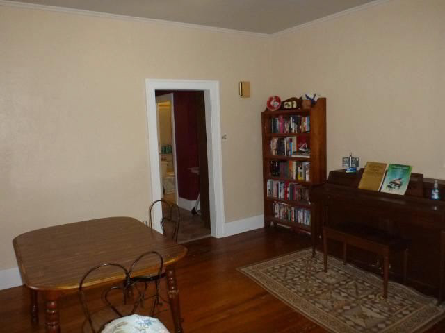 335 James St, Elkhart, IN 46516 photo 14