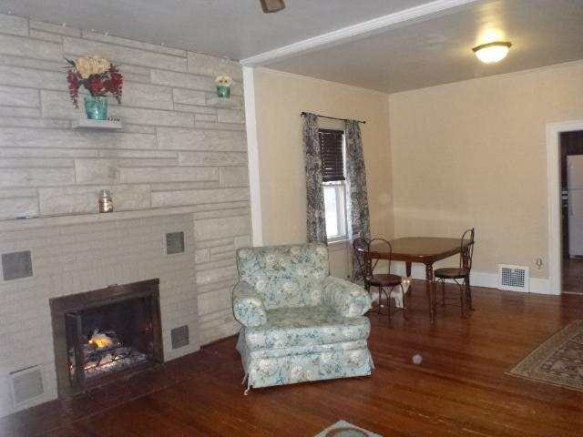 335 James St, Elkhart, IN 46516 photo 8