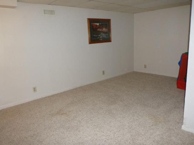 335 James St, Elkhart, IN 46516 photo 21