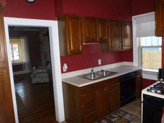 335 James St, Elkhart, IN 46516 photo 11