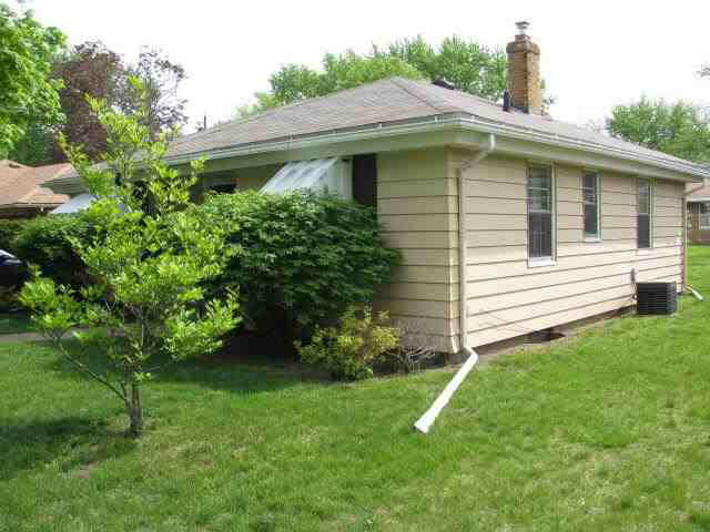 1026 Carolyn Ave, Elkhart, IN 46516 photo 20