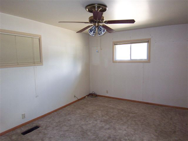 801 Violet Rd, Elkhart, IN 46514 photo 10