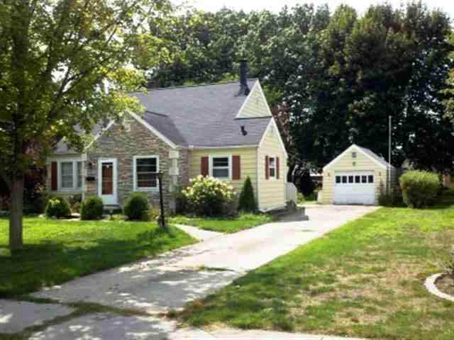 303 Sunset Blvd, Goshen, IN 46526 photo 1