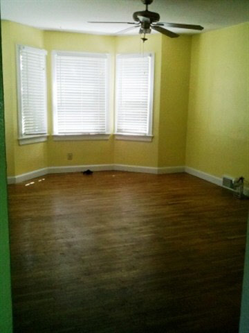 303 Sunset Blvd, Goshen, IN 46526 photo 3