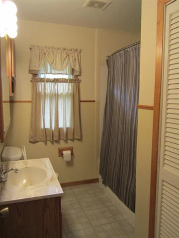 1308 Fulton St, Elkhart, IN 46514 photo 6
