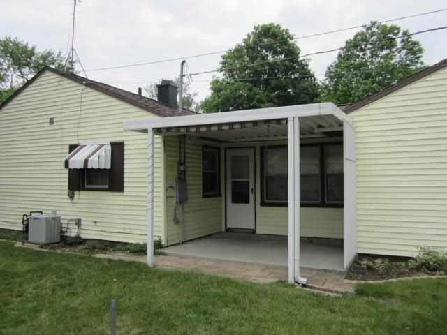 1308 Fulton St, Elkhart, IN 46514 photo 3