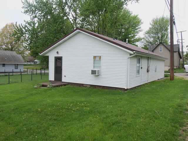 804 N 6th St, Goshen, IN 46528 photo 3