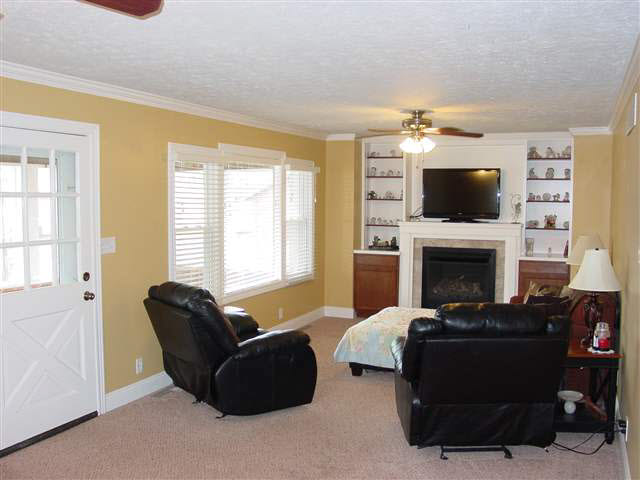 605 Meridian St, Mishawaka, IN 46544 photo 3