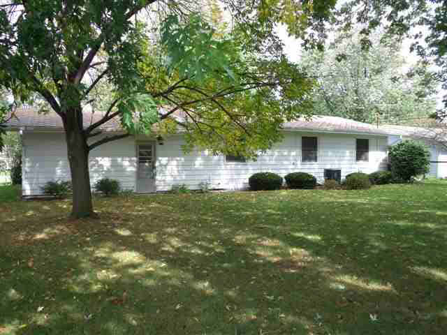 3117 Superior St, Elkhart, IN 46516 photo 2