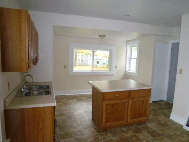 1114 Cassopolis St, Elkhart, IN 46514 photo 7