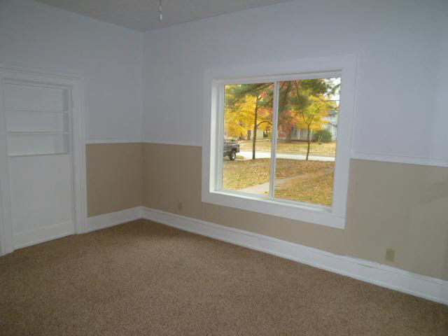 1114 Cassopolis St, Elkhart, IN 46514 photo 8
