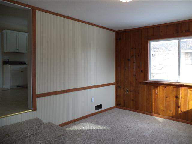 406 Middlebury St, Goshen, IN 46528 photo 14