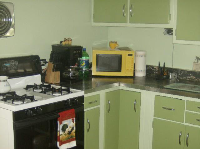 1103 E Walnut St, Nappanee, IN 46550 photo 7