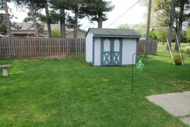 1511 Pine Ridge Ct, Elkhart, IN 46514 photo 18