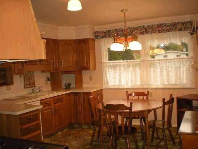 708 Hiawatha Dr, Elkhart, IN 46517 photo 5