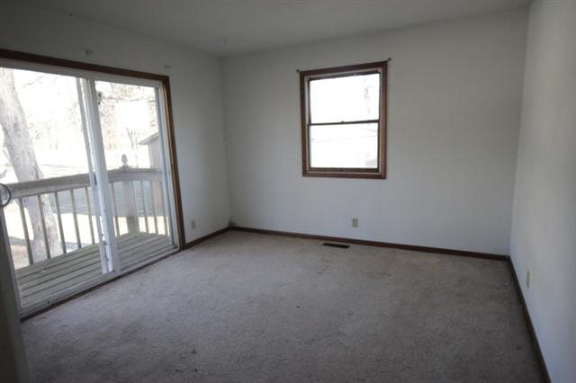 24660 Dover Ct, Elkhart, IN 46516 photo 6
