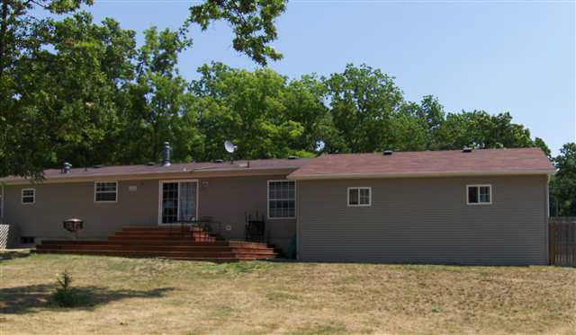9235 W 750 N, Shipshewana, IN 46565 photo 4