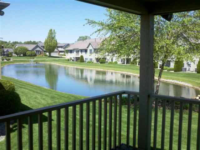 1662 Edgebrooke Ct, Goshen, IN 46528 photo 5
