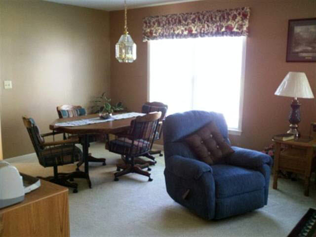 1662 Edgebrooke Ct, Goshen, IN 46528 photo 10