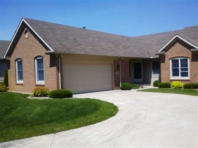 1662 Edgebrooke Ct, Goshen, IN 46528 photo 1