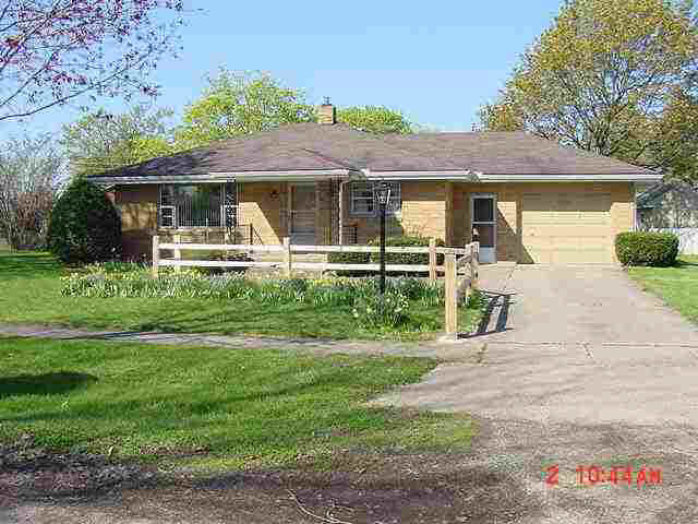 55007 2nd Ave, Elkhart, IN 46516 photo 2