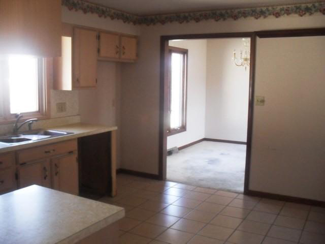 22804 Londonderry Ct, Elkhart, IN 46514 photo 3