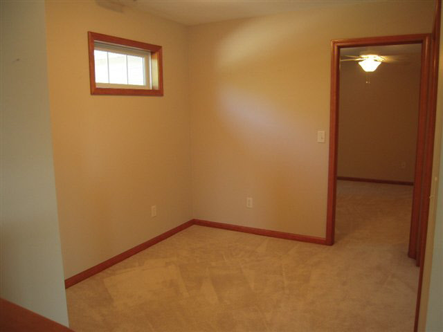 152 Tulip Blvd, Goshen, IN 46526 photo 13