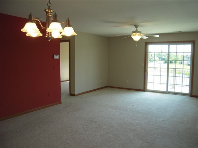 152 Tulip Blvd, Goshen, IN 46526 photo 2