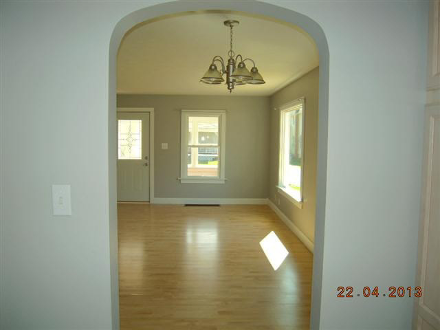 352 N Locke St, Nappanee, IN 46550 photo 6