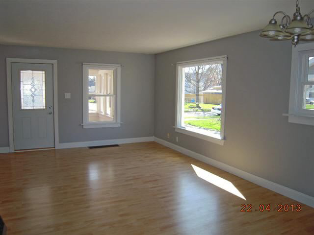 352 N Locke St, Nappanee, IN 46550 photo 7
