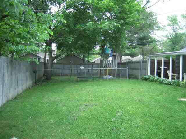 1438 Bower St, Elkhart, IN 46514 photo 13